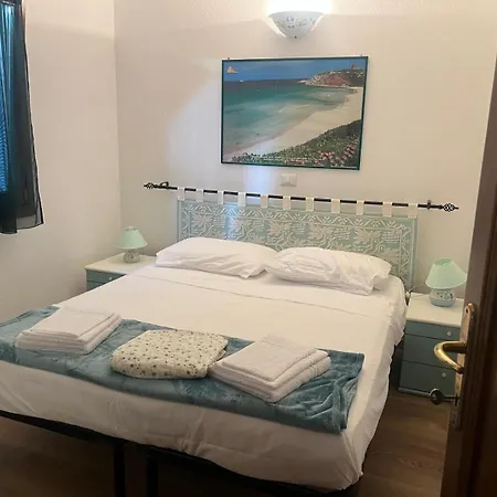 Luna Ruja Home&garden * Santa Teresa Gallura